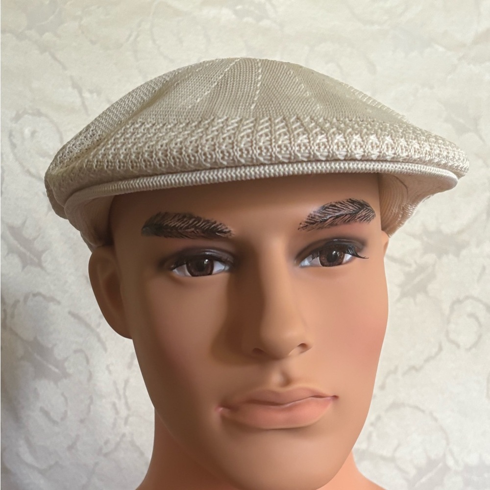 100% Polyester One Size Beige Flat Cap (Good Condition)
